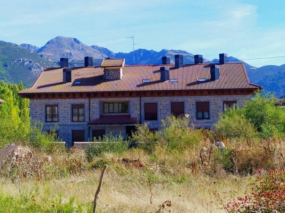 Apartament Duplex El Refugio De Porma Puebla de Lillo Zewnętrze zdjęcie