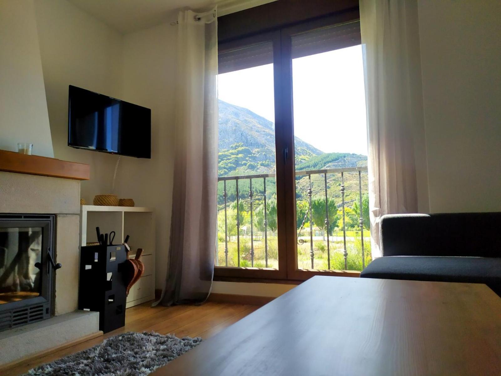 Apartament Duplex El Refugio De Porma Puebla de Lillo Zewnętrze zdjęcie